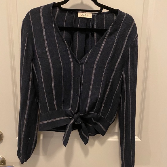 Bella Dahl tie front blouse in navy - Picture 3 of 5